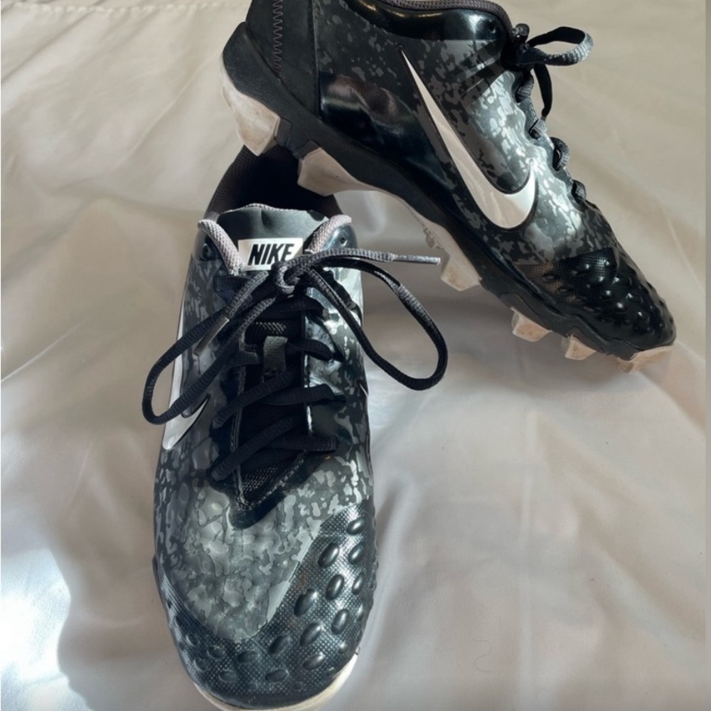 Men’s Nike Fast Flex size 10 cleats